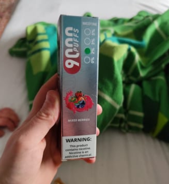 Randm Tornado 9000 : Le Futur de la Vape Jetable en Gros